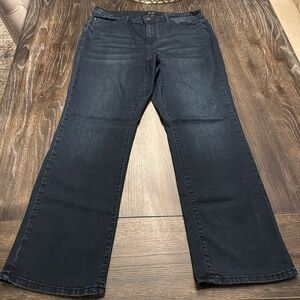 🔴🔴 EARL JEANS SLIM BOOTCUT JEANS SIZE 18W